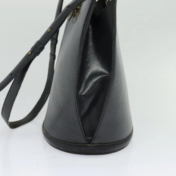 LOUIS VUITTON Epi Cluny Shoulder Bag Black M52252 LV Auth 128080 - Picture 6 of 16